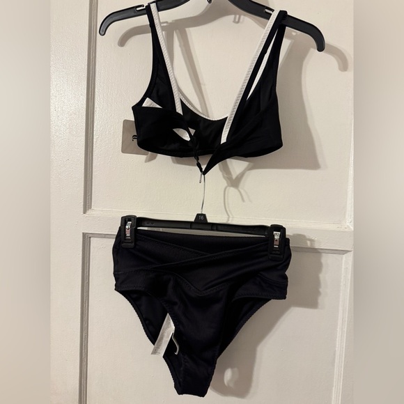 Fabletics Black Bikini Size small - Picture 11 of 11